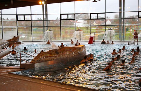 Centre aquatique de l’Amandinois : les scolaires se jettent à l’eau !