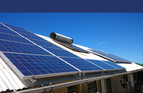 Des chèques « photovoltaïques » pour les Réunionnais