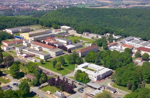 Sur le Plateau de l’espace à Vernon (Eure), la haute technologie mise sur orbite