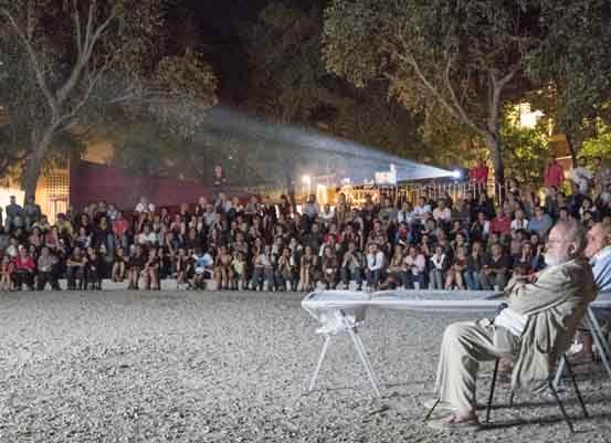 Voies off à Arles : les habitants dans l’objectif