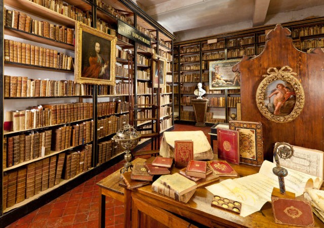 Carpentras retrouve sa bibliothèque-musée… 3 siècles plus tard !