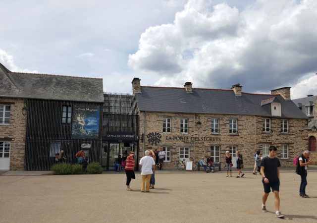 Et Paimpont devint enfin Brocéliande…