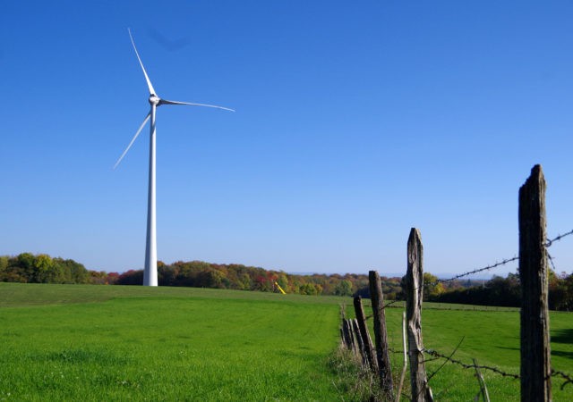 Eoliennes participatives : à Chamole, le vent, c’est de l’argent !