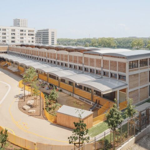 Groupe scolaire Eugénie Brazier, une réhabilitation exemplaire au service du bien grandir