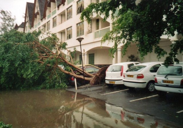 A La Réunion, apprendre à vivre sous la menace renforcée des cyclones