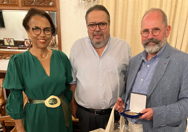 Michel Fontaine, maire de Saint-Pierre (La Réunion), est décédé